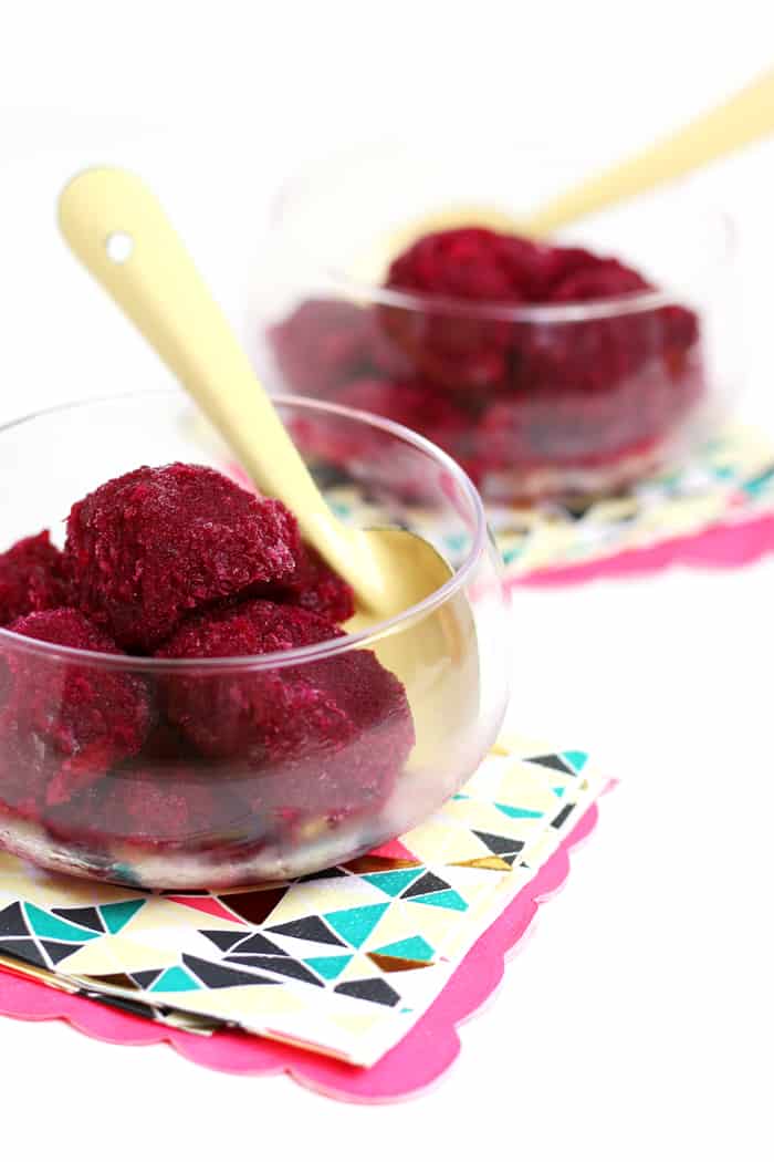 https://feastandwest.com/wp-content/uploads/2016/08/ginger-beet-sorbet-3.jpg