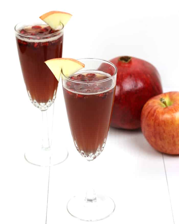 Pomegranate Pomander Spritz Mocktail