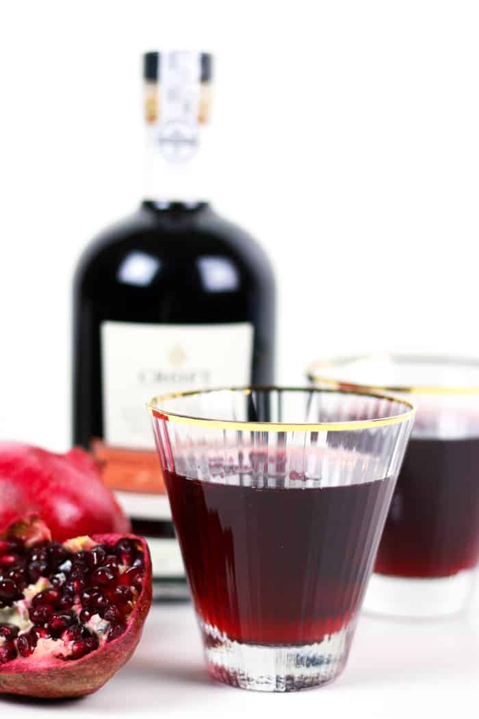 Say cheers with a Sparkling Pomegranate Port Wine Cocktail! This rutilant drink marries the sweetness of Port wine with tart pomegranate and a hint&nbsp;of orange flavor, topped with a bit of bubbly champagne.&nbsp;(via feastandwest.com)