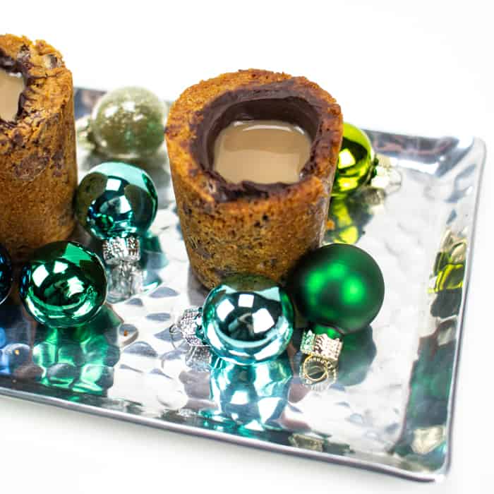 https://feastandwest.com/wp-content/uploads/2019/12/chocolate-chip-cookie-shots-9840.jpg