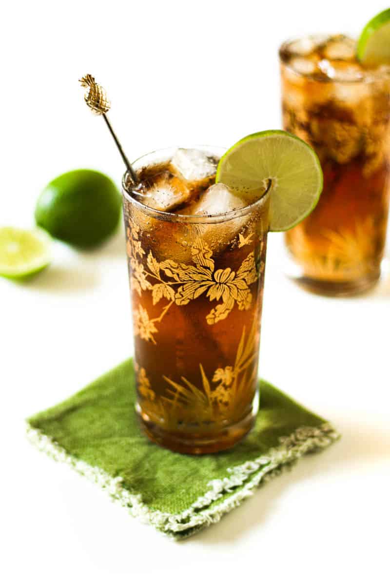 https://feastandwest.com/wp-content/uploads/2021/08/cuba-libre-cocktail-photos.jpg