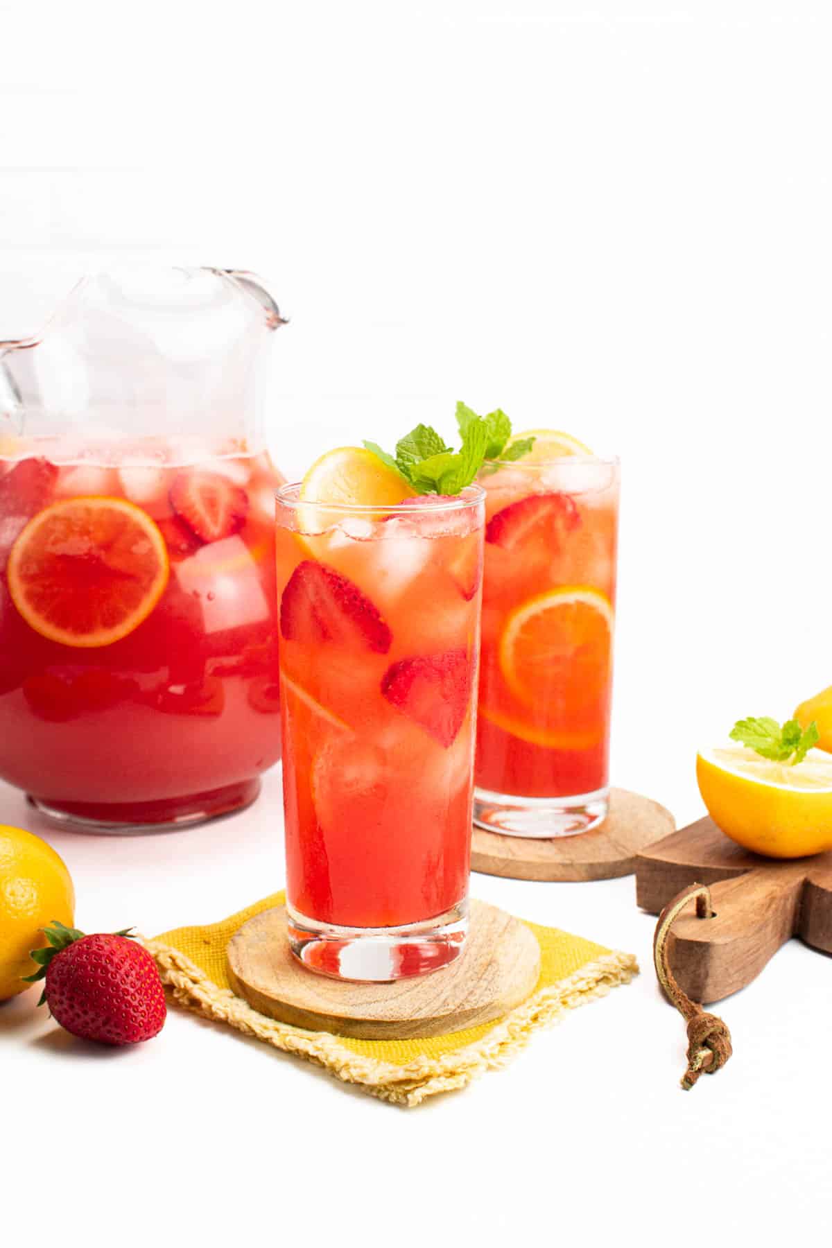 June Homemade Strawberry Lemonade - Price Chopper - Market 32