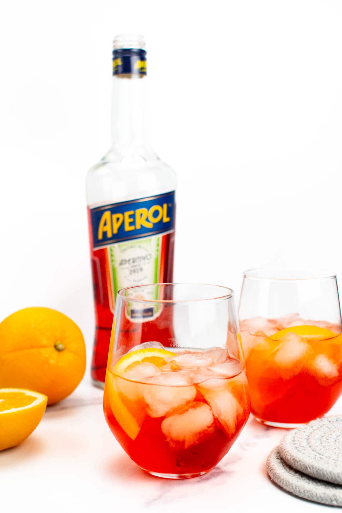 How to Make A Classic Aperol Spritz Aperitif Cocktail - A Feast For The Eyes