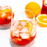 an aperol spritz over ice