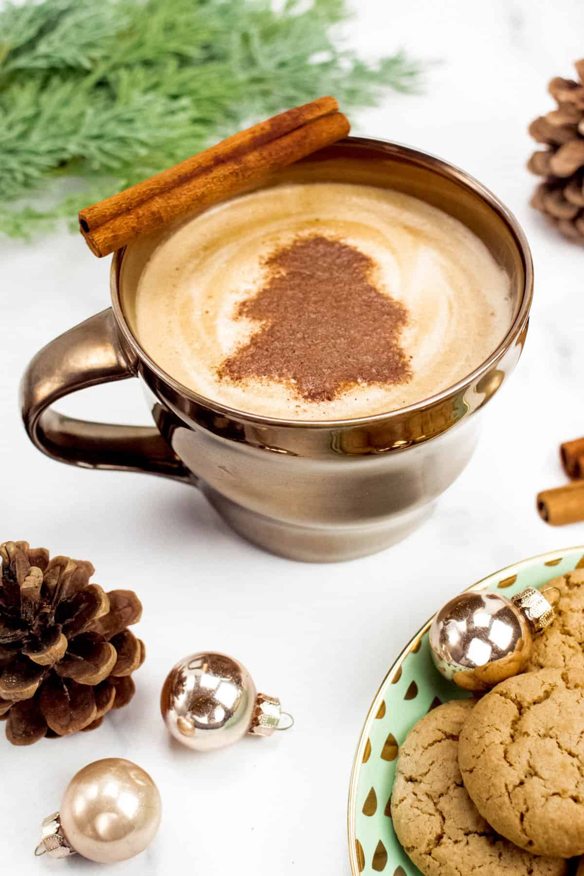 Iced Gingerbread Latte - mom makes dinner