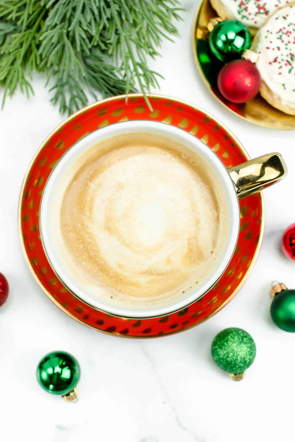 https://feastandwest.com/wp-content/uploads/2022/11/sugar-cookie-latte-pic.jpg