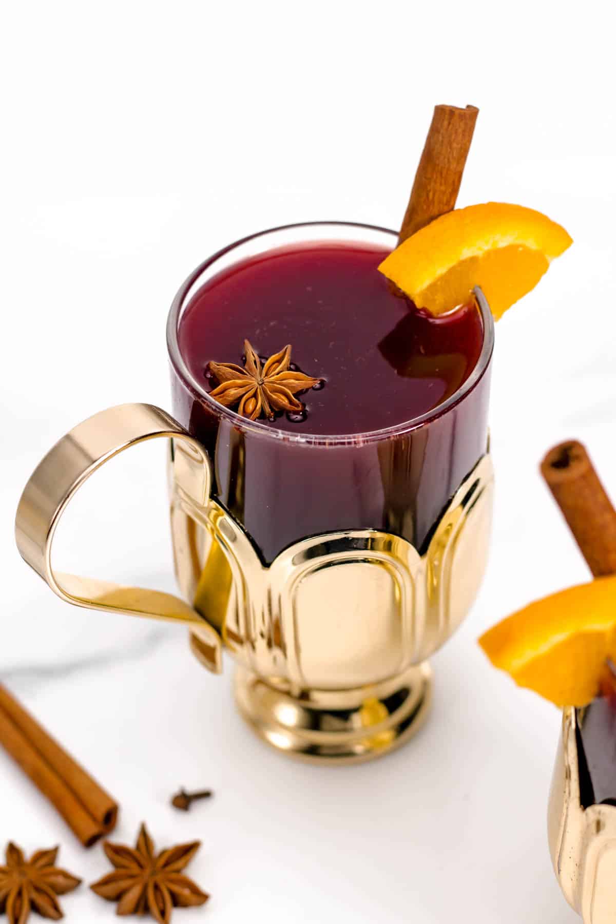 Easy Spiced Mulled Wine Recipe - Muy Bueno