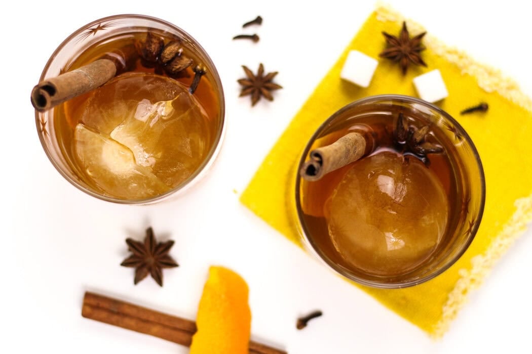 Chai old fashioned cocktail glass.